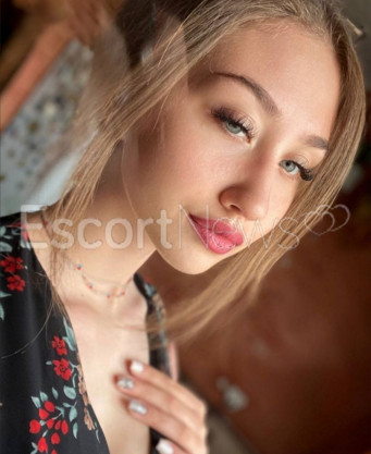 Photo escort girl Masha: the best escort service