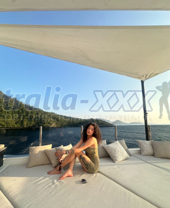 Photo escort girl Roza: the best escort service
