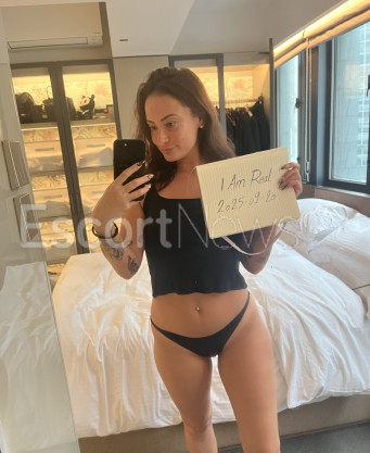 Photo escort girl Sasha: the best escort service