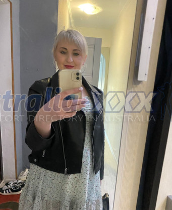 Photo escort girl Dinara: the best escort service