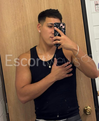 Photo escort girl LatinBoyXL: the best escort service