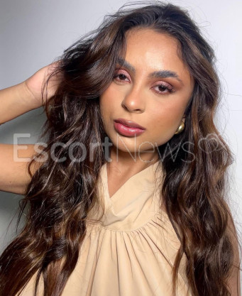 Photo escort girl Catia: the best escort service