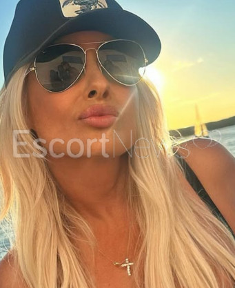 Photo escort girl Elena : the best escort service