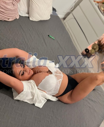 Photo escort girl Lorena: the best escort service