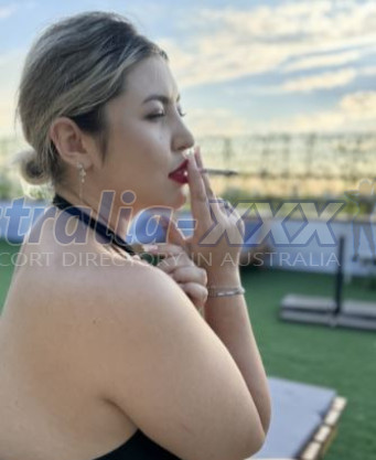 Photo escort girl caroy: the best escort service