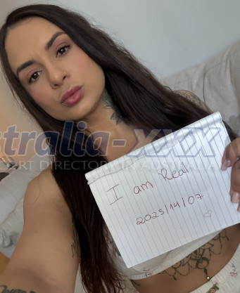 Photo escort girl Larissa Mello.: the best escort service