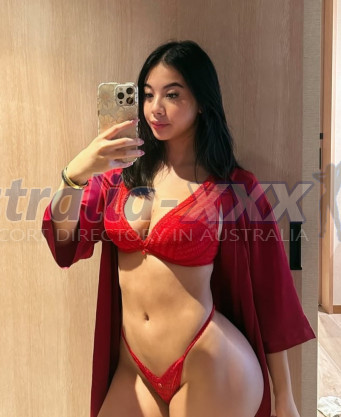 Photo escort girl Kimly: the best escort service