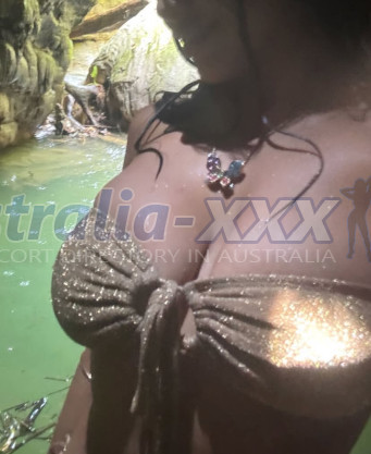 Photo escort girl Rossie : the best escort service