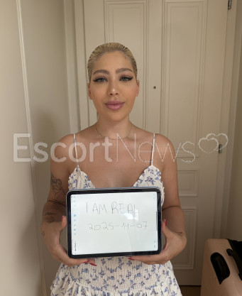 Photo escort girl Chloe: the best escort service