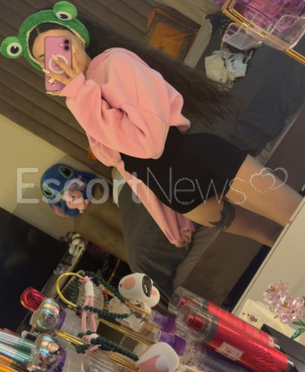 Photo escort girl Aia: the best escort service