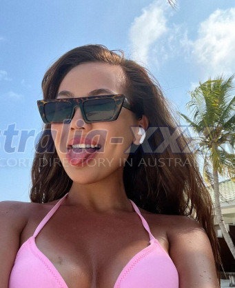 Photo escort girl Selena Glamour: the best escort service