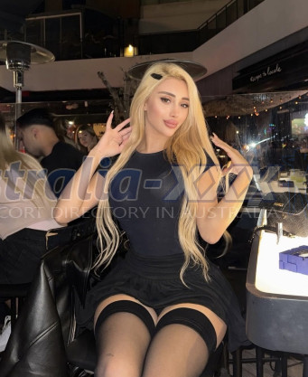 Photo escort girl Mine: the best escort service