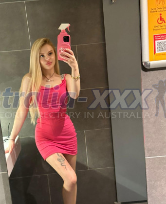 Photo escort girl ELLA : the best escort service
