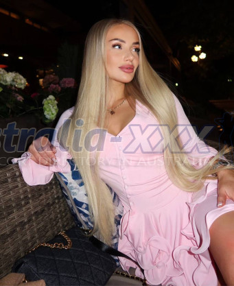 Photo escort girl Krista: the best escort service