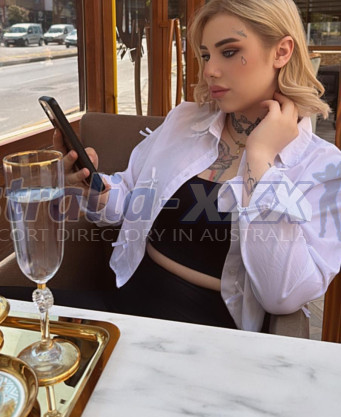 Photo escort girl Ecmel: the best escort service