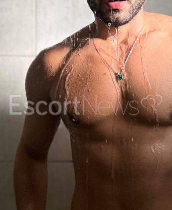 Photo escort girl Miki: the best escort service