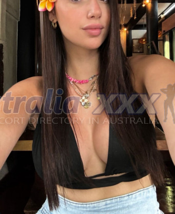 Photo escort girl Petek Vip: the best escort service