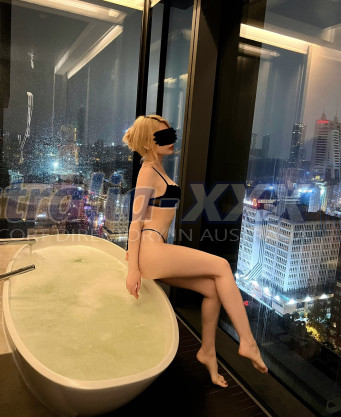 Photo escort girl Alisa sweet: the best escort service