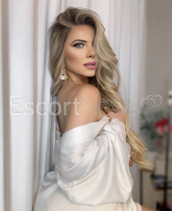 Photo escort girl Ariel: the best escort service
