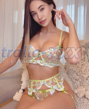 Photo escort girl Yana: the best escort service