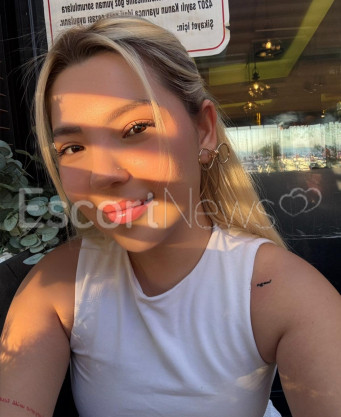 Photo escort girl Sevda: the best escort service