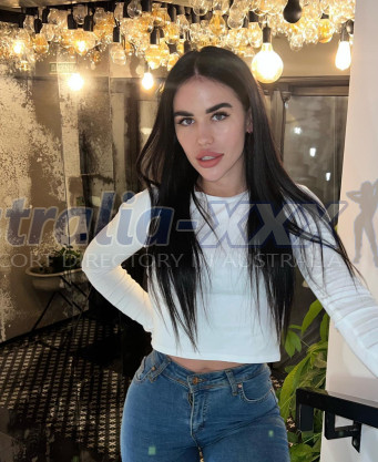 Photo escort girl Zenava: the best escort service