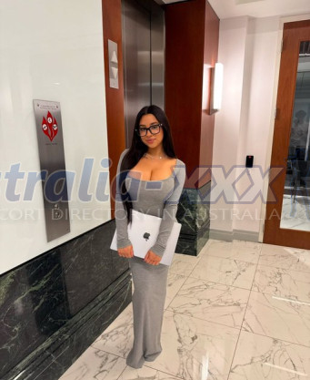 Photo escort girl Alexandra : the best escort service