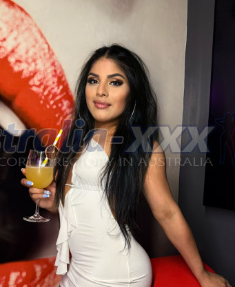 Photo escort girl HILARY: the best escort service