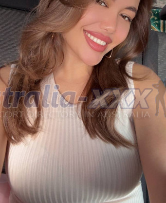 Photo escort girl Almira: the best escort service