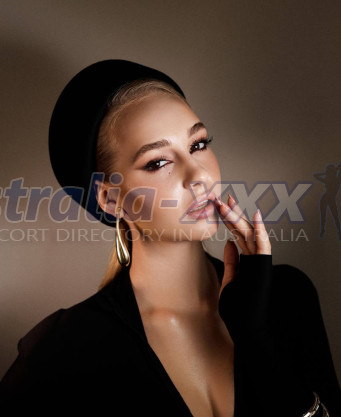 Photo escort girl Monika: the best escort service