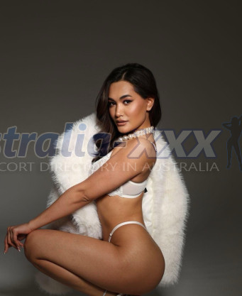 Photo escort girl JASMINE : the best escort service