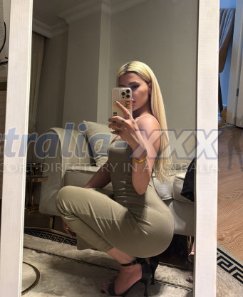 Photo escort girl Alev: the best escort service