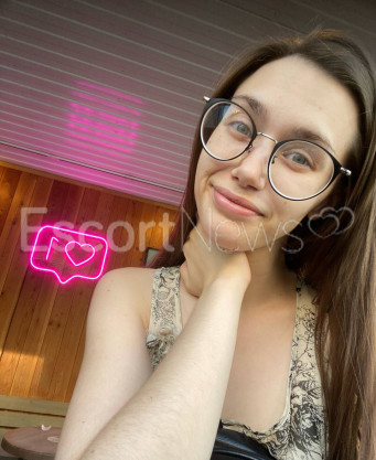 Photo escort girl Darya: the best escort service