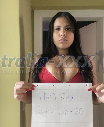 Photo escort girl Giulia : the best escort service
