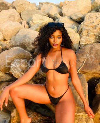 Photo escort girl Linta: the best escort service