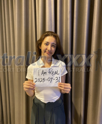 Photo escort girl Sachii: the best escort service