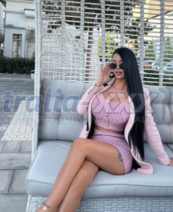 Photo escort girl LEYLA: the best escort service