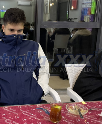 Photo escort girl Tunarr: the best escort service