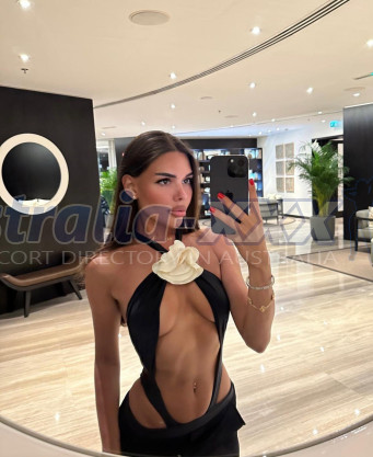 Photo escort girl Kiana: the best escort service