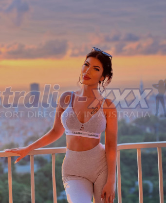Photo escort girl azra: the best escort service
