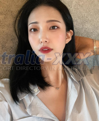 Photo escort girl LILY: the best escort service