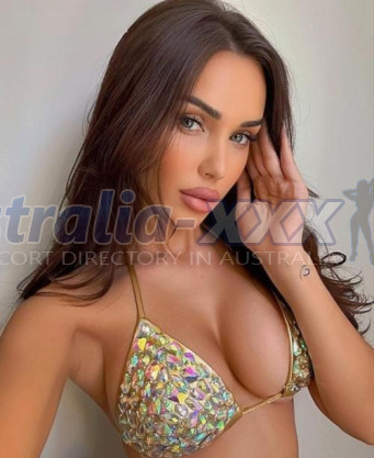 Photo escort girl Kristine: the best escort service