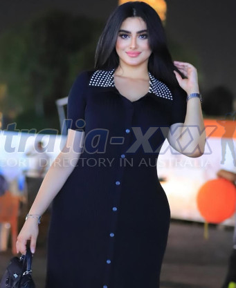 Photo escort girl Douaa: the best escort service