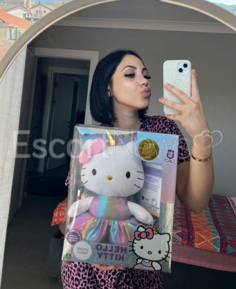 Photo escort girl Cerenayz: the best escort service