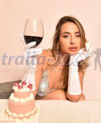 Photo escort girl Luisa: the best escort service