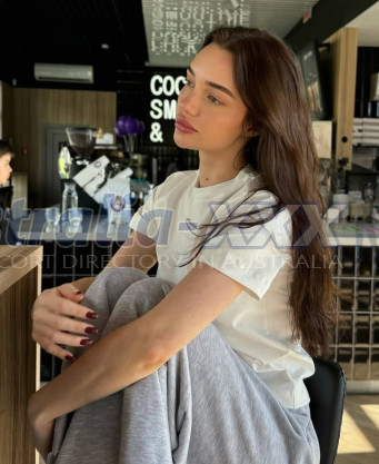 Photo escort girl Kamilla: the best escort service