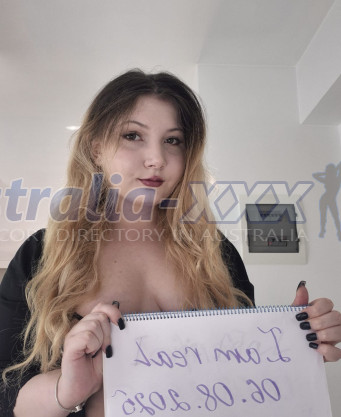 Photo escort girl Cynthia: the best escort service