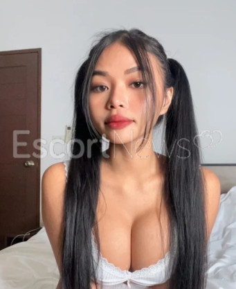 Photo escort girl Damira: the best escort service