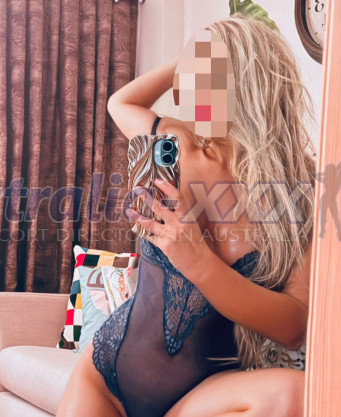 Photo escort girl Mira Secrets: the best escort service