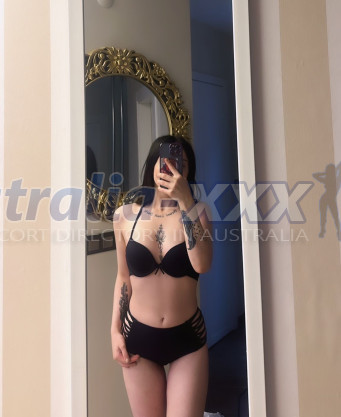 Photo escort girl AsuDeluxe: the best escort service